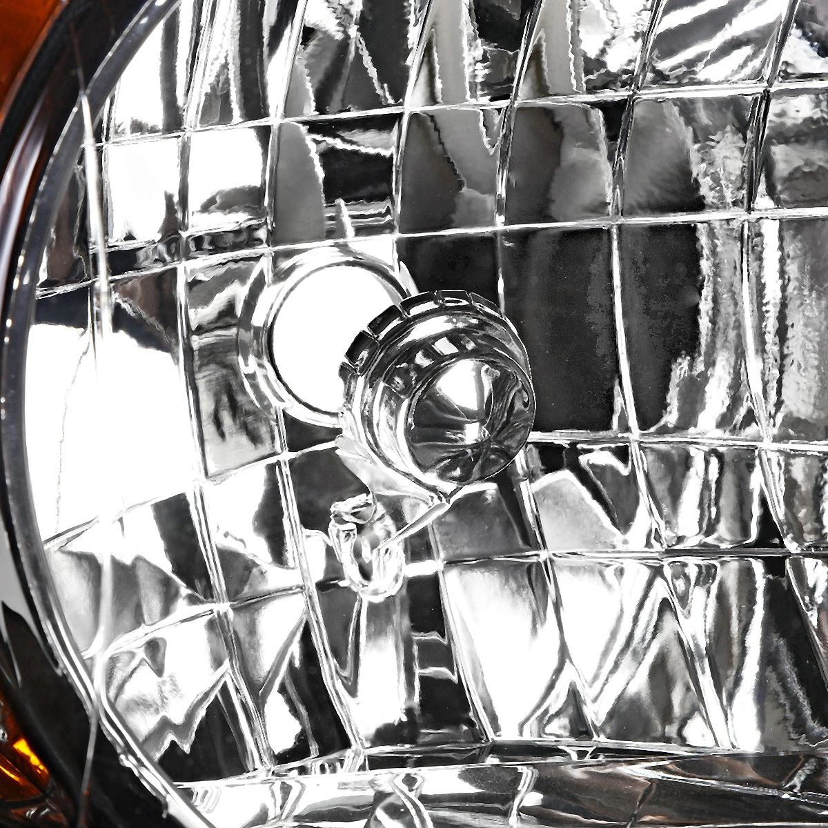 02-04 Toyota Camry OE-Style Replacement Headlights - Black / Amber 4 02-04 Toyota Camry OE-Style Replacement Headlights - Black / Amber - Image 4