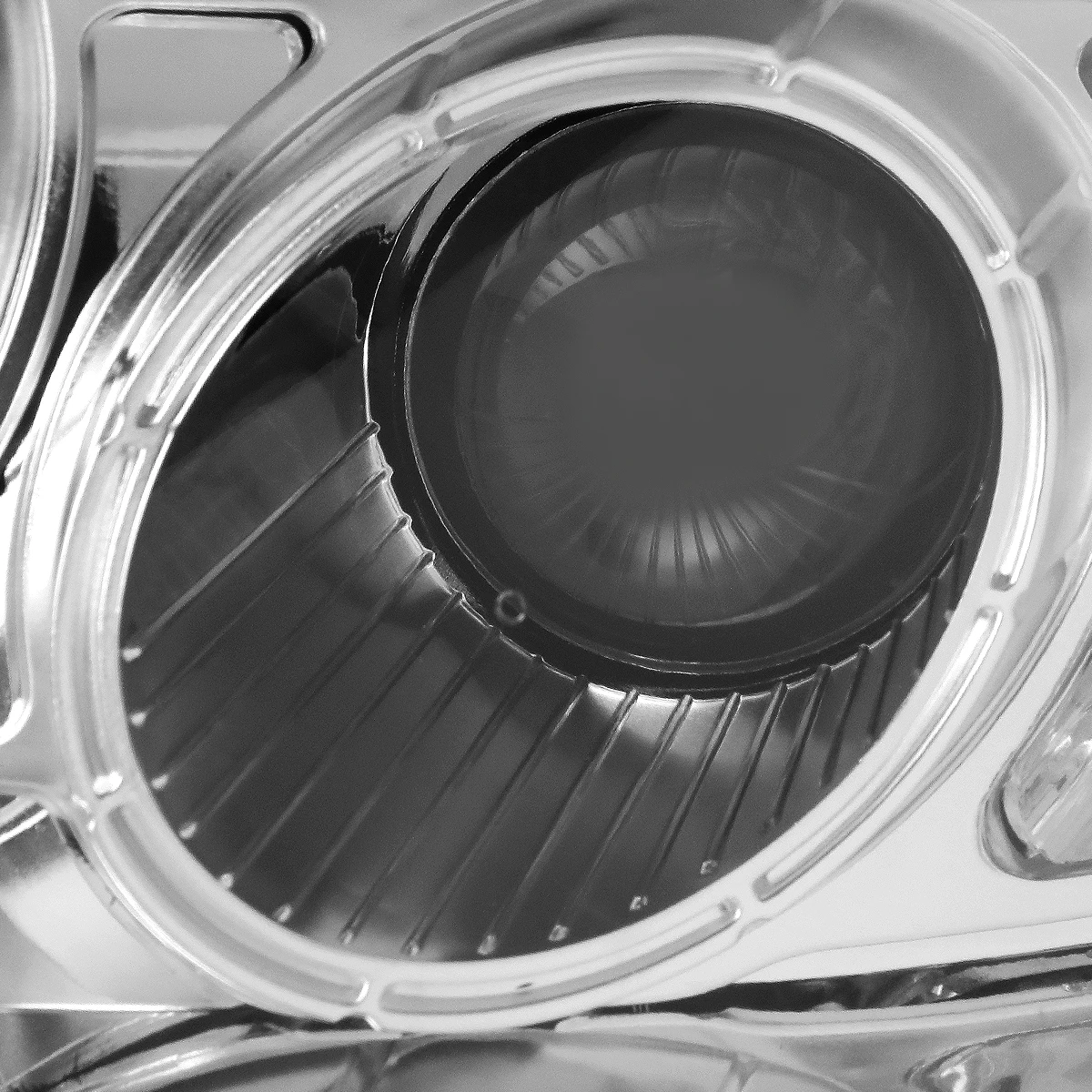 07-09 Hyundai Santa Fe Factory Style Replacement Headlights - Chrome / Clear 5 07-09 Hyundai Santa Fe Factory Style Replacement Headlights - Chrome / Clear - Image 5