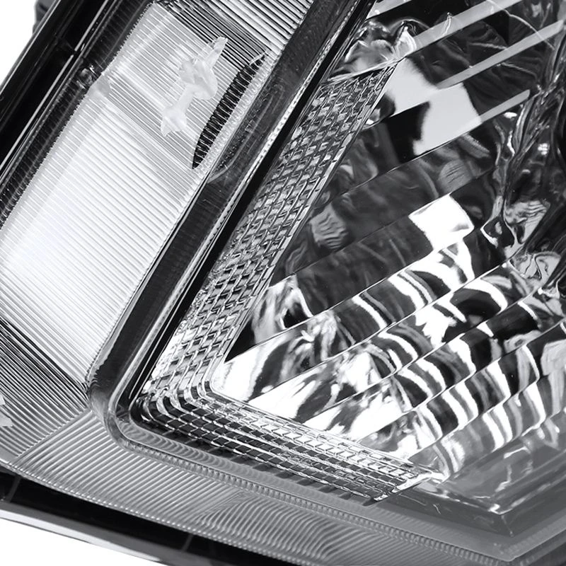 16-18 Honda HR-V Crystal Halogen Headlights - Black 2 16-18 Honda HR-V Crystal Halogen Headlights - Black - Image 2