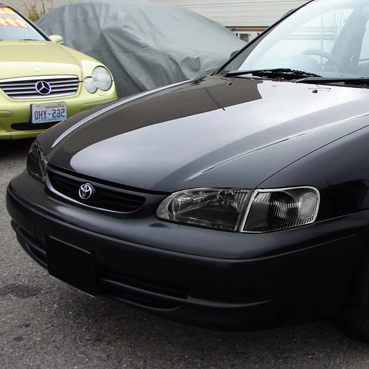 98-00 Toyota Corolla Factory Style Replacement Headlights - Black / Clear 9 98-00 Toyota Corolla Factory Style Replacement Headlights - Black / Clear - Image 9