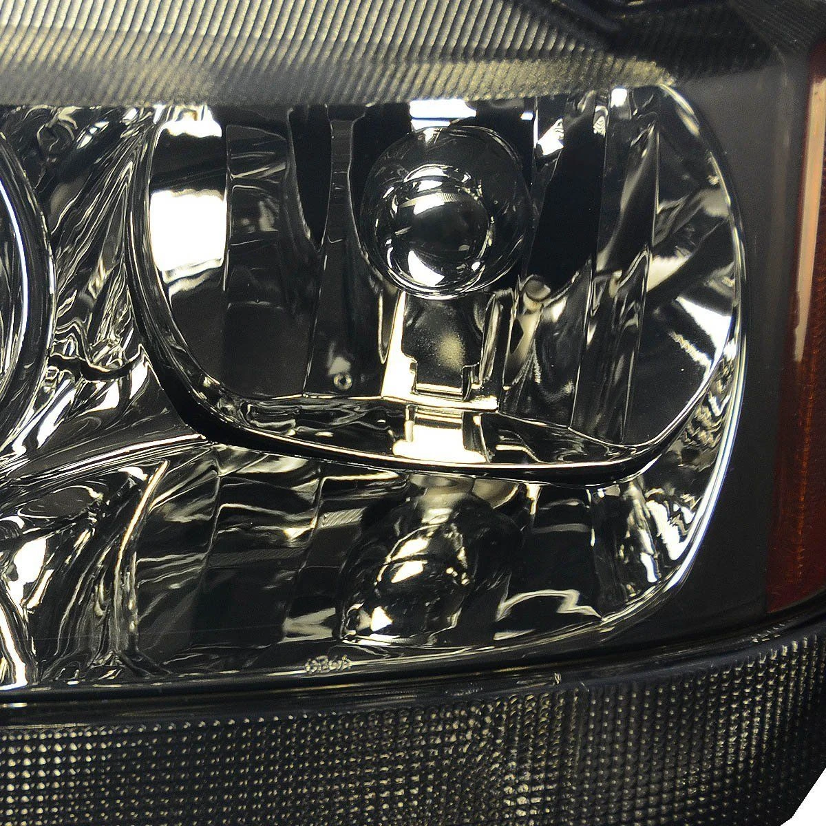 99-04 Jeep Grand Cherokee Replacement Crystal Headlights - Smoked Clear 2 99-04 Jeep Grand Cherokee Replacement Crystal Headlights - Smoked Clear - Image 2