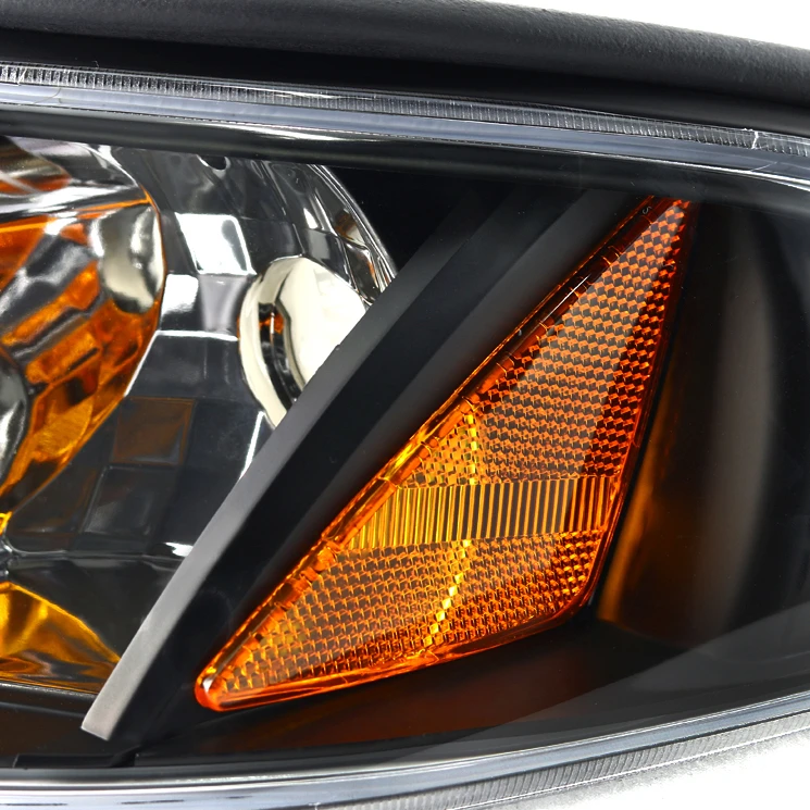 HID Combo 94-97 Ford Mustang 1-Piece Crystal Headlights - Black 4 HID Combo 94-97 Ford Mustang 1-Piece Crystal Headlights - Black - Image 4