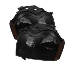 Jeep Grand Cherokee 05-07_Crystal Headlights - Black Smoked
